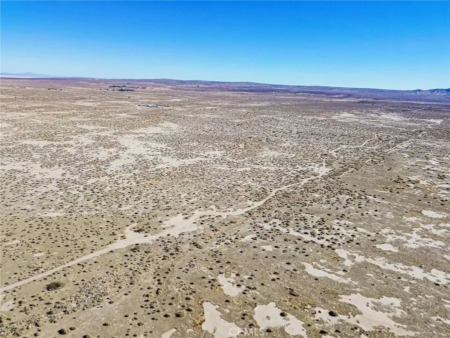 125 Lancaster East, North Antelope Valley, CA 93535 - Image #2