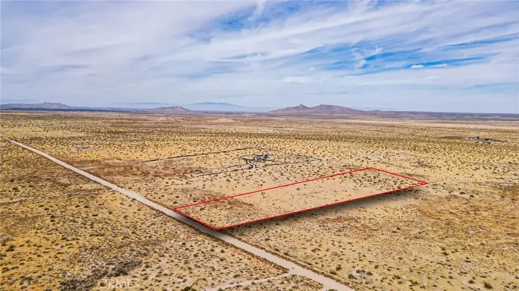 227 P East, Lake Los Angeles, CA 93591 - Image #1