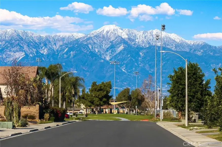 13540 E Creek Court, Eastvale, CA 92880 - Image #3