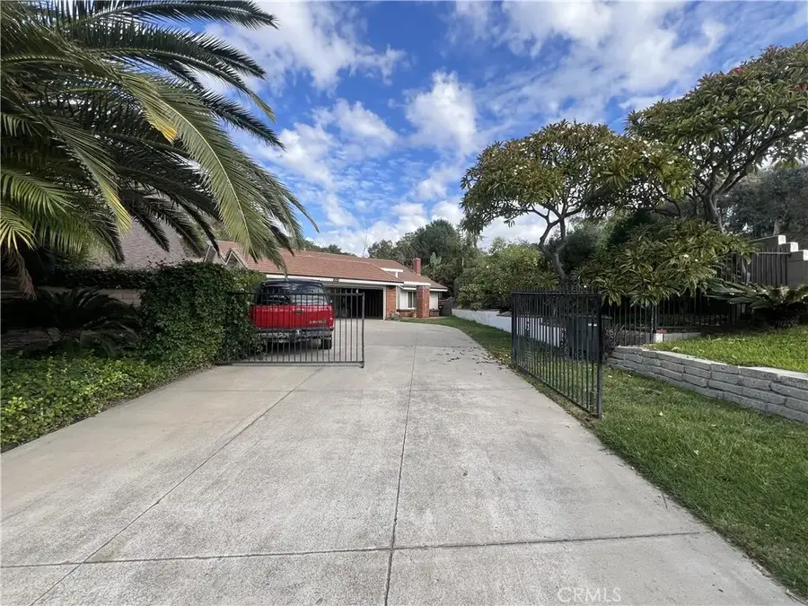 5519 E Avenida Palmar, Orange, CA 92869 - Image #2