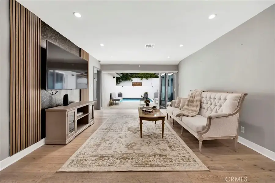 4912 Alonzo Avenue, Encino, CA 91316 - Image #3