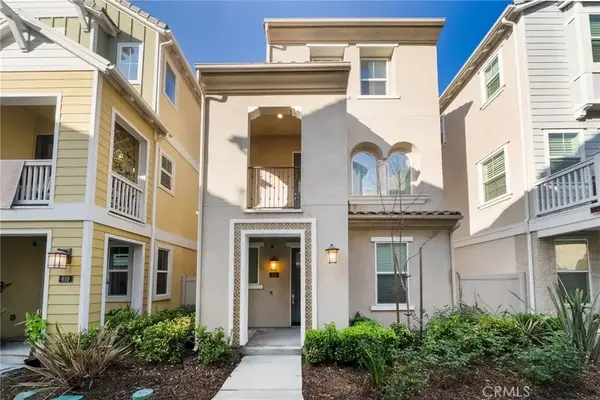 612 W Tribella Court, Santa Ana, CA 92703