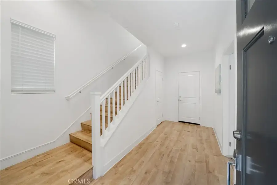 612 W Tribella Court, Santa Ana, CA 92703 - Image #2