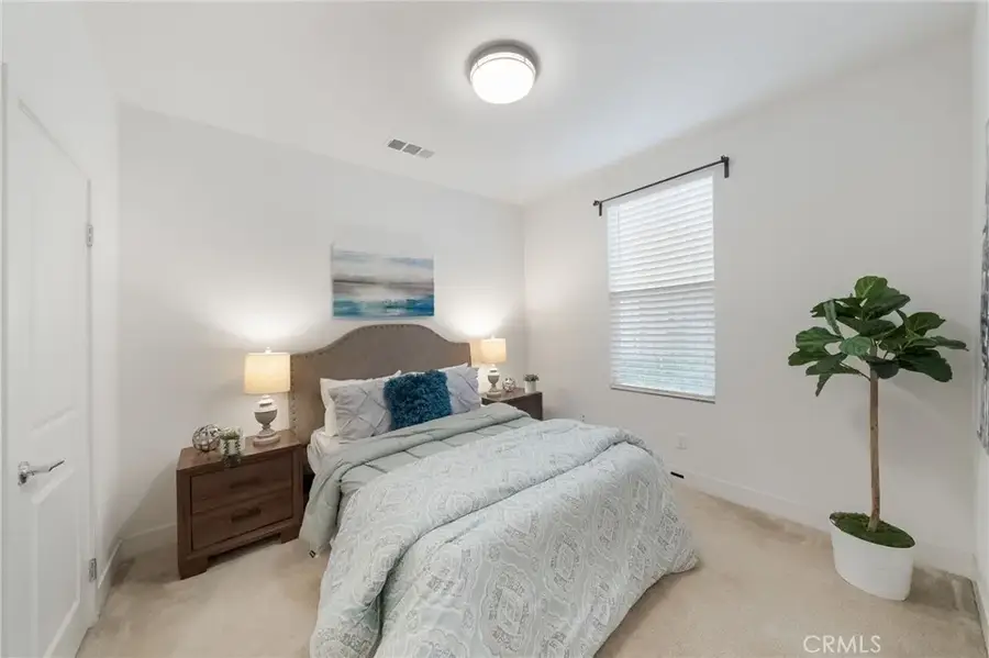 612 W Tribella Court, Santa Ana, CA 92703 - Image #3