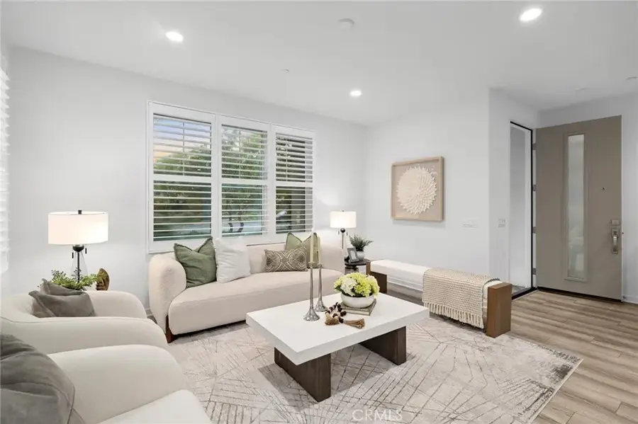 118 Modjeska, Irvine, CA 92618 - Image #3