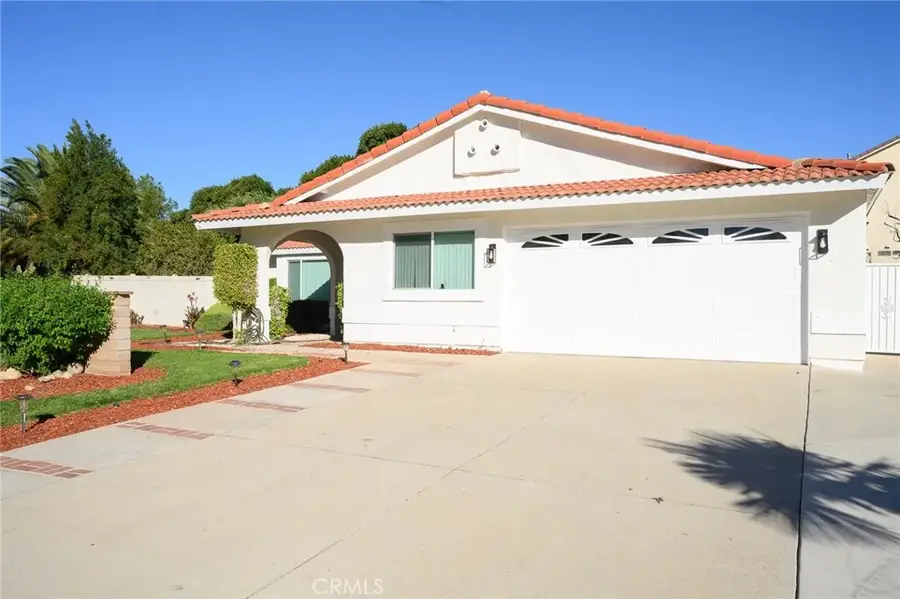 2350 N Beechwood, Rialto, CA 92377 - #2