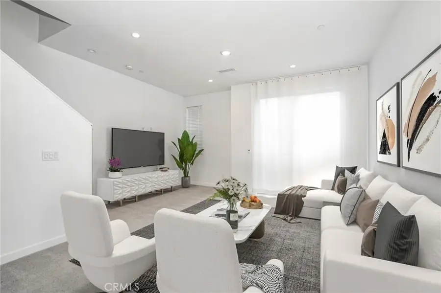 337 Placemark, Irvine, CA 92614 - Image #3