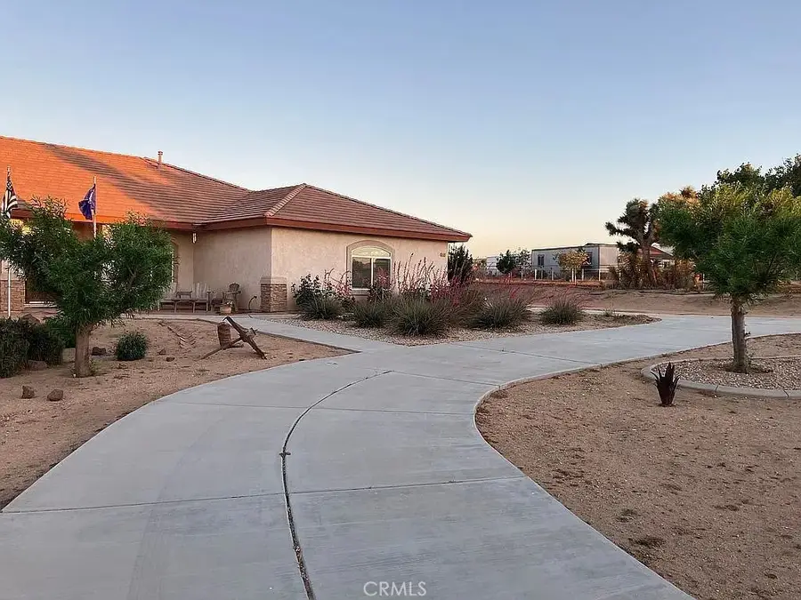 6581 Bartlett, Phelan, CA 92371 - Image #3