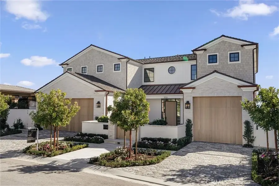 702 Saint James Place, Newport Beach, CA 92663 - Image #2