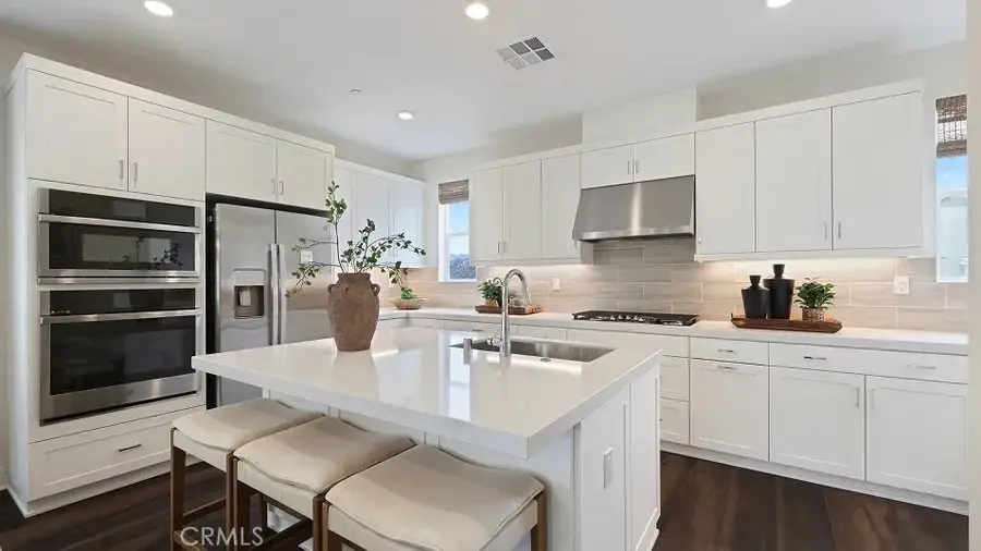 27462 N Limber Pine Place, Valencia, CA 91381 - Image #2