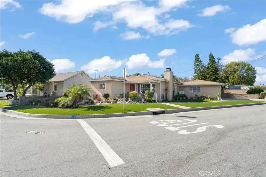 14701 Cabell Avenue, Bellflower, CA 90706 - Image #3