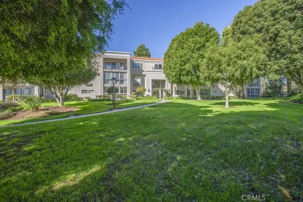 5499 Paseo Del Lago West #2D, Laguna Woods, CA 92637
