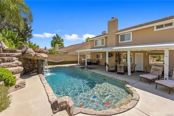 10950 Glenoaks Drive, Rancho Cucamonga, CA 91730