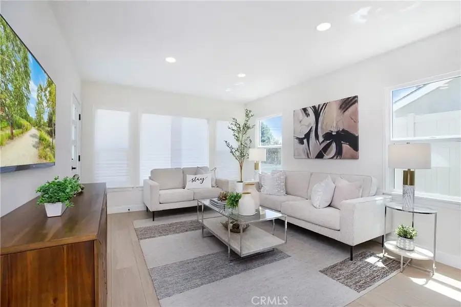 2019 Orange Avenue, Costa Mesa, CA 92627 - Image #3