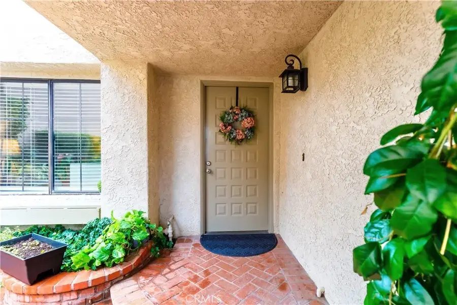 2124 Snowberry Court, Simi Valley, CA 93063 - Image #2