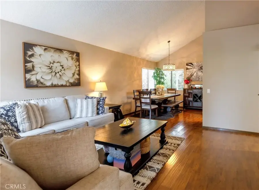 2124 Snowberry Court, Simi Valley, CA 93063 - Image #3