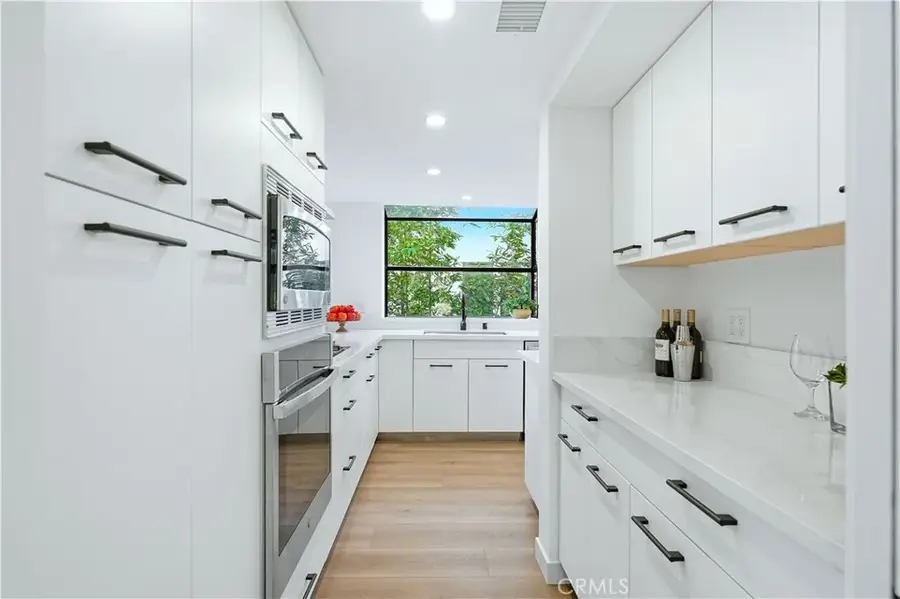 11601 Montana #7, Los Angeles, CA 90049 - Image #3