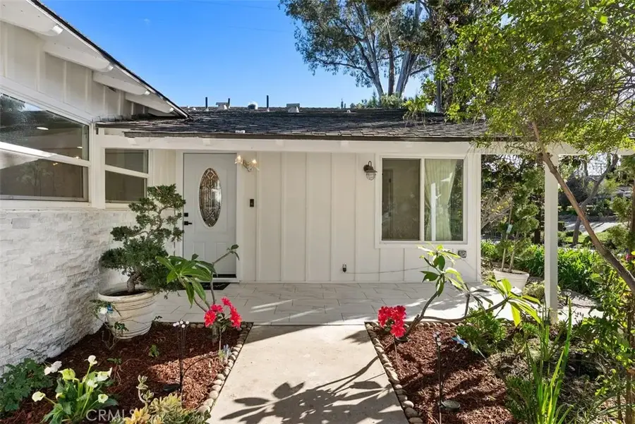 3030 San Juan Dr, Fullerton, CA 92835 - Image #2