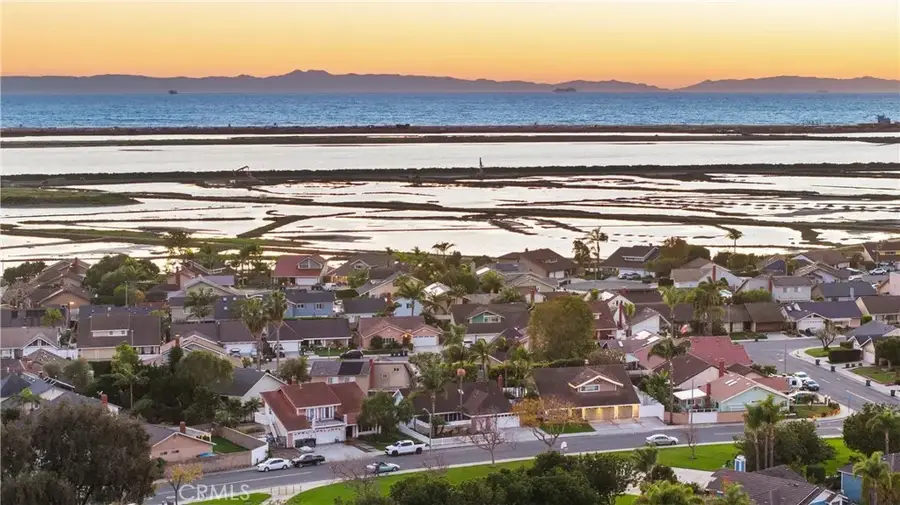 5642 Brighton Drive, Huntington Beach, CA 92649 - Image #3