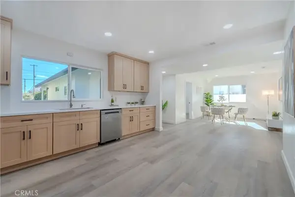 7001 Ethel Avenue, North Hollywood, CA 91605