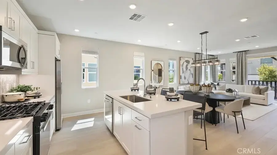 26832 Serif Place, Valencia, CA 91381 - Image #2