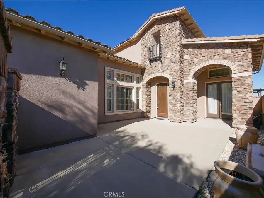 8072 Soft Winds, Corona, CA 92883 - Image #3