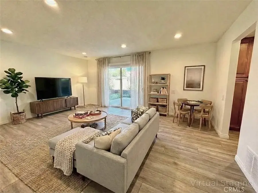 25381 Esrose Court, Lake Forest, CA 92630 - Image #3