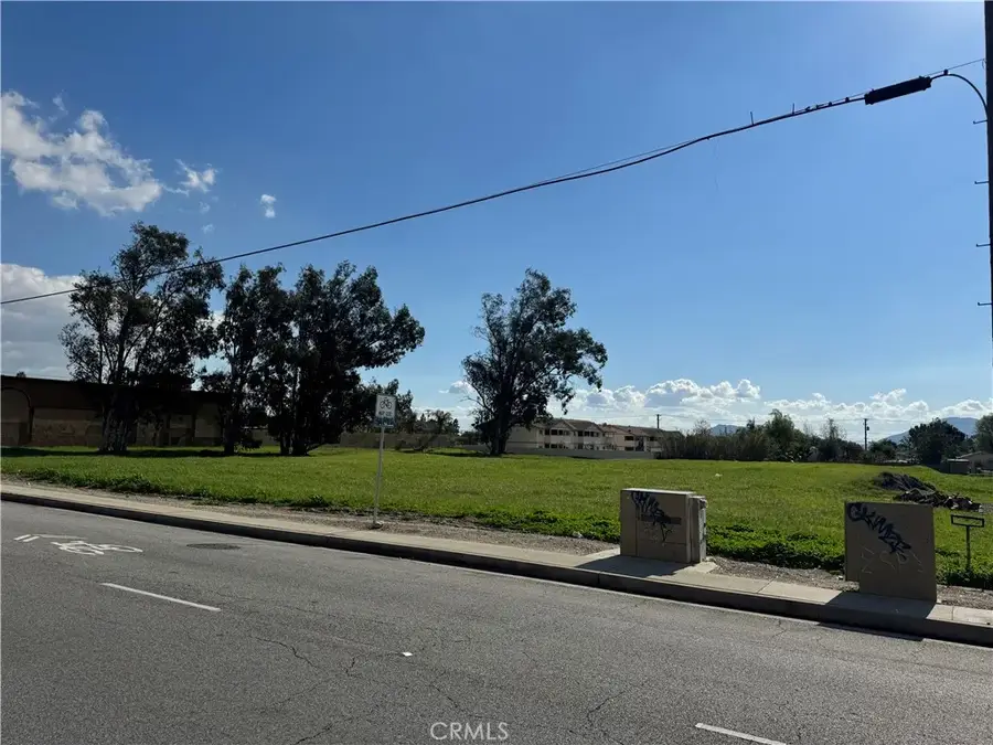16635 Arrow, Fontana, CA 92335 - Image #3