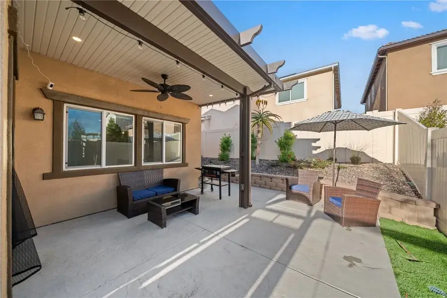 41250 Winterberry Street, Murrieta, CA 92562 - Image #2