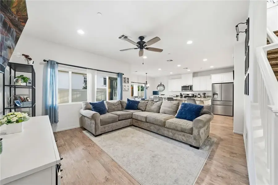 41250 Winterberry Street, Murrieta, CA 92562 - Image #3