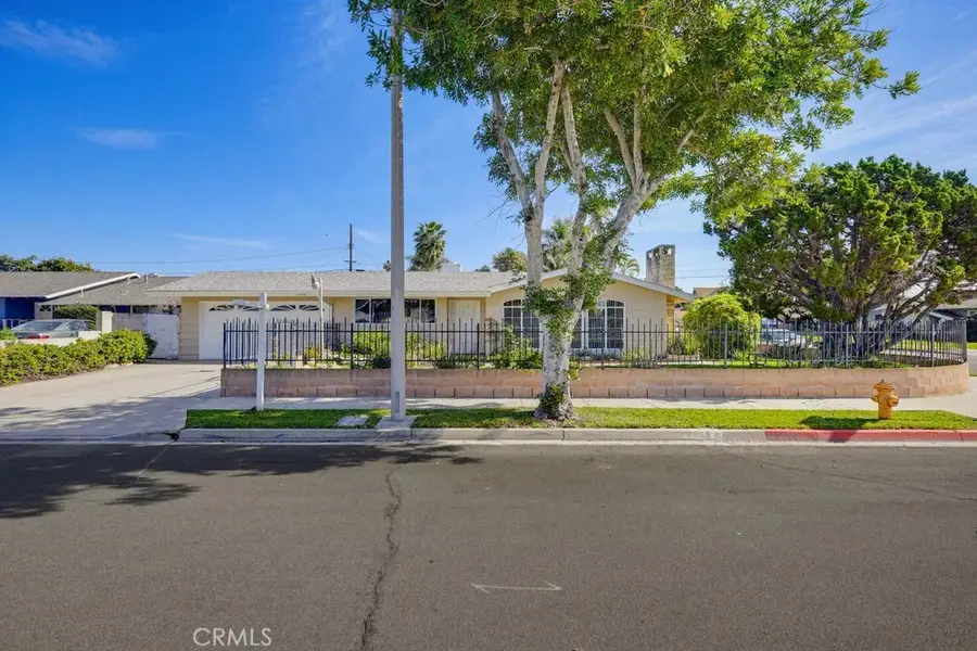 1934 S Robert Lane, Anaheim, CA 92802 - Image #3