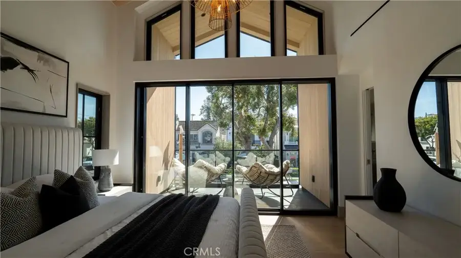 519 Narcissus Avenue, Corona Del Mar, CA 92625 - #2