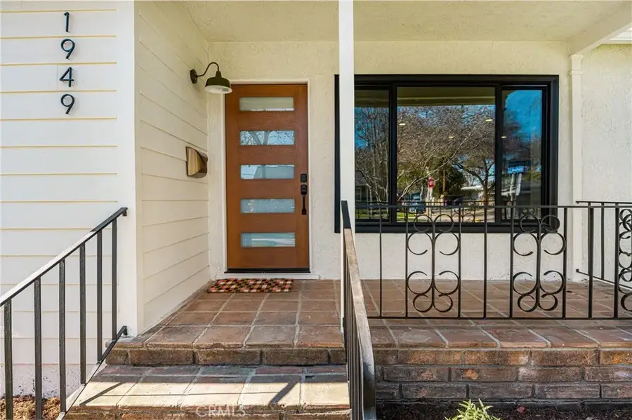 1949 Chatwin Avenue, Long Beach, CA 90815 - Image #3