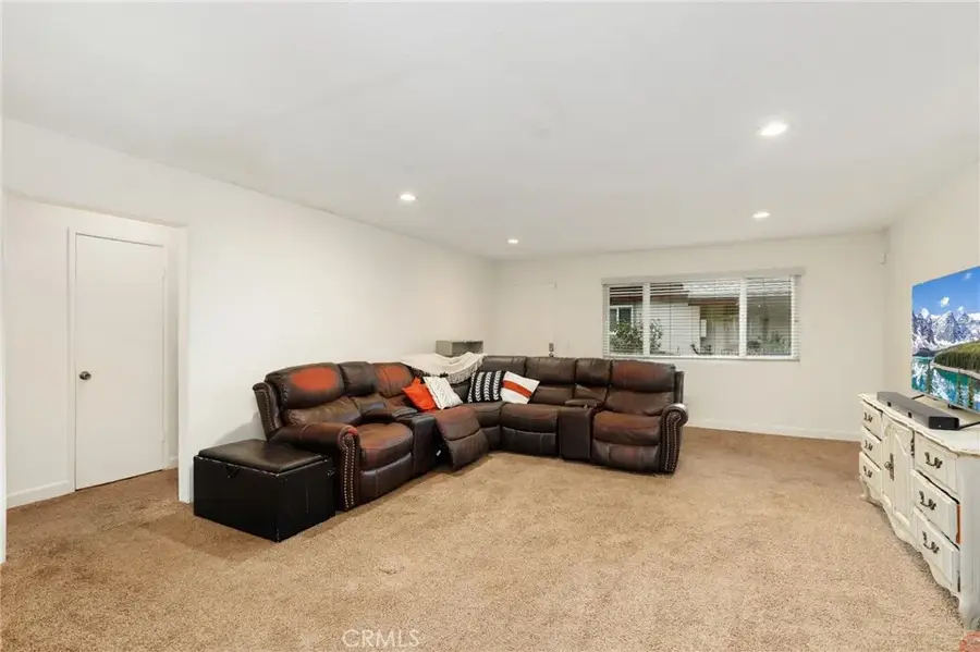 17926 Irvine Boulevard, Tustin, CA 92780 - Image #3