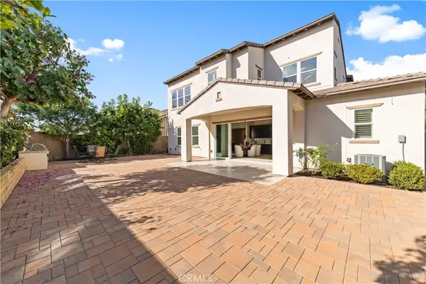 172 Newall, Irvine, CA 92618