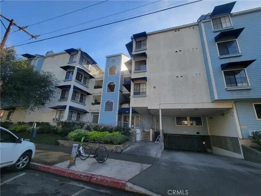 720 W 4th Street #104, Long Beach, CA 90802 - Image #2