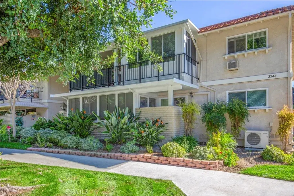 2244 Via Puerta,unit P, Laguna Woods, CA 92637 - Image #1