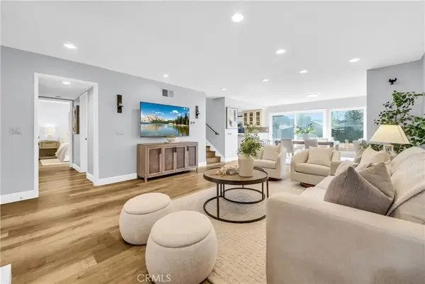 5213 Piccadilly Circle, Westminster, CA 92683