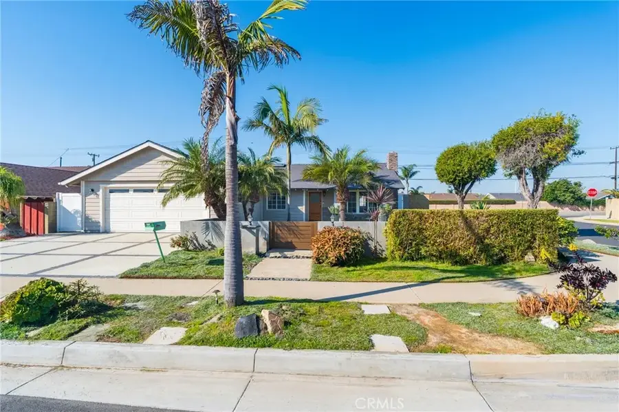 17761 Still Harbor Lane, Huntington Beach, CA 92647 - #2