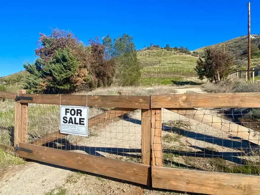 3712 Piute Hill, Mountain Mesa, CA 93240 - #3