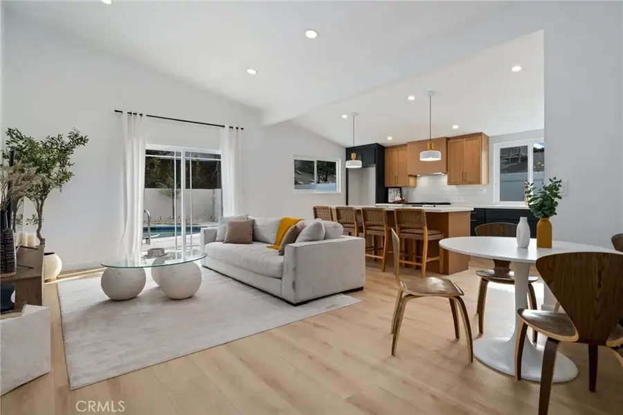 27938 Oakmoor, Canyon Country, CA 91351 - Image #3