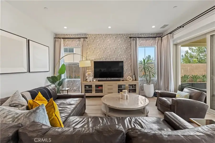 63 Longchamp, Irvine, CA 92602 - #3