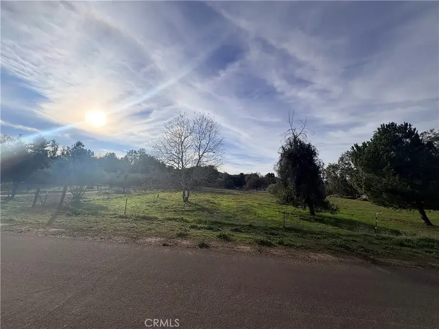 33 Rodeo Rd, Lake Elsinore, CA 92530 - #2