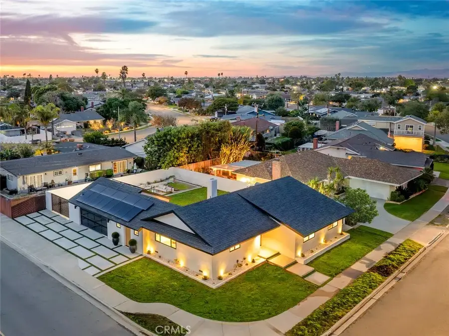 913 Junipero, Costa Mesa, CA 92626 - #2