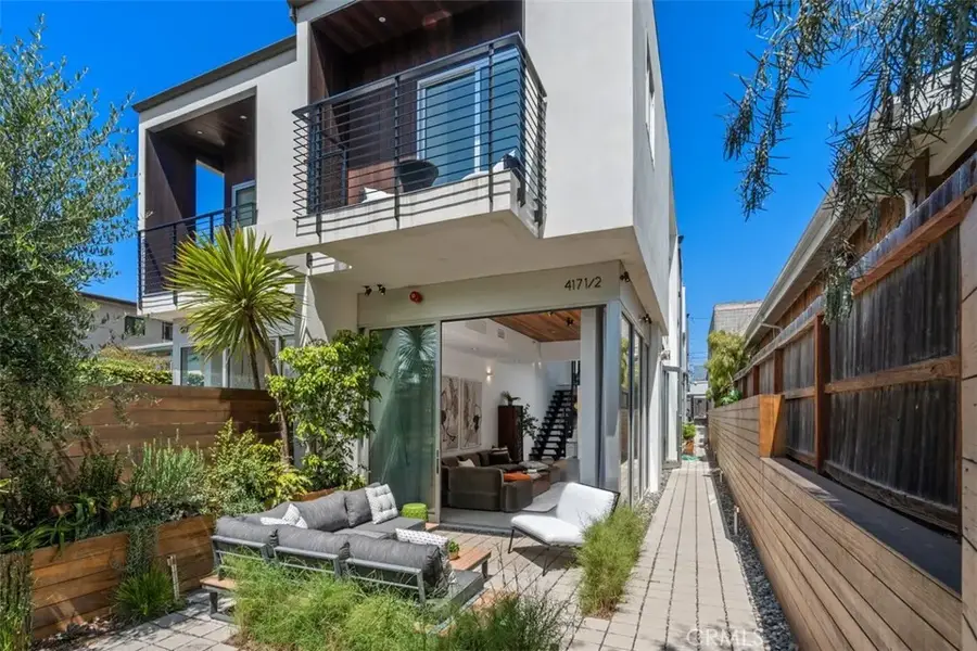 417 Sunset Avenue #.5, Venice, CA 90291 - Image #2