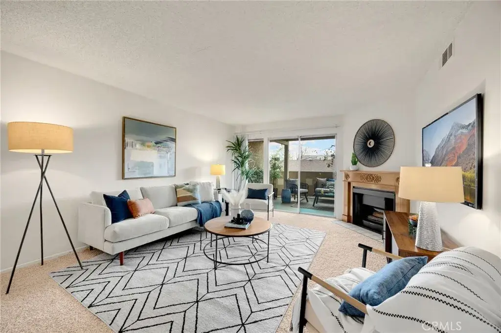 3845 Farquhar, Los Alamitos, CA 90720 - #1