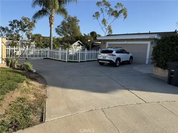 23712 San Dona, Laguna Hills, CA 92653