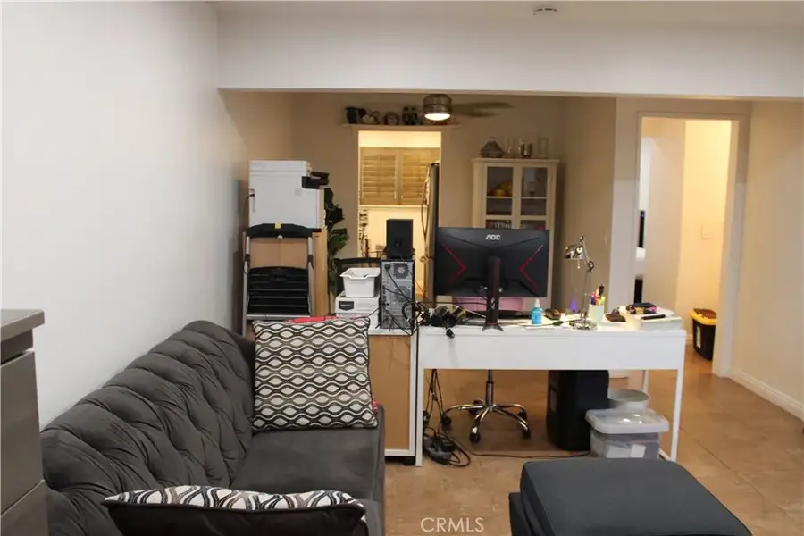 635 N Bristol, Santa Ana, CA 92703 - Image #2