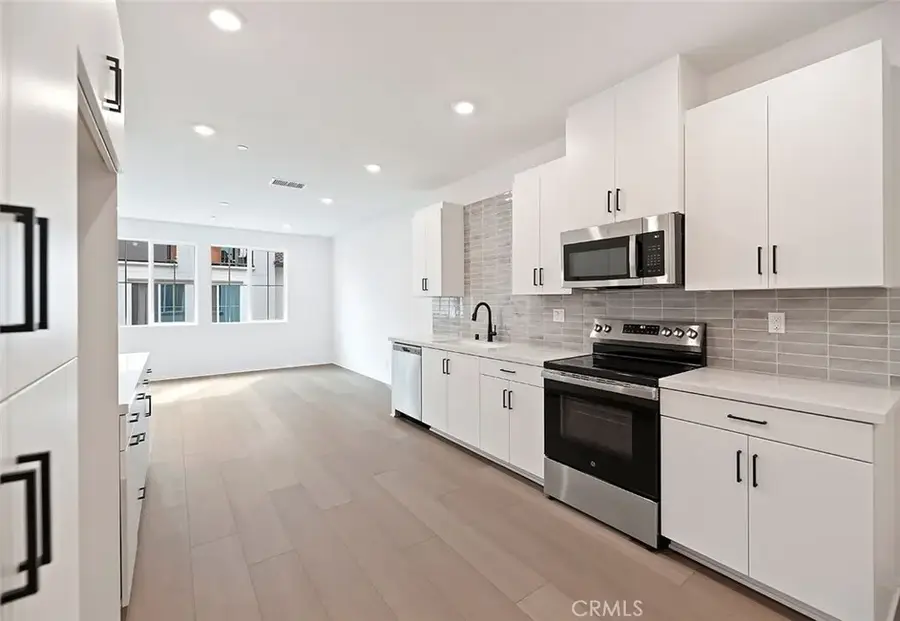 16121 Spicebush Lane, Chino, CA 91708 - Image #3