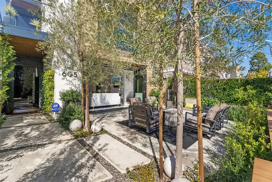 605 Marigold Avenue, Corona Del Mar, CA 92625 - Image #3